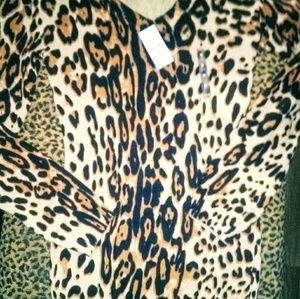 🆕NWT WET SEAL LEOPARD LONG SLEEVE V-NECK SWEATER